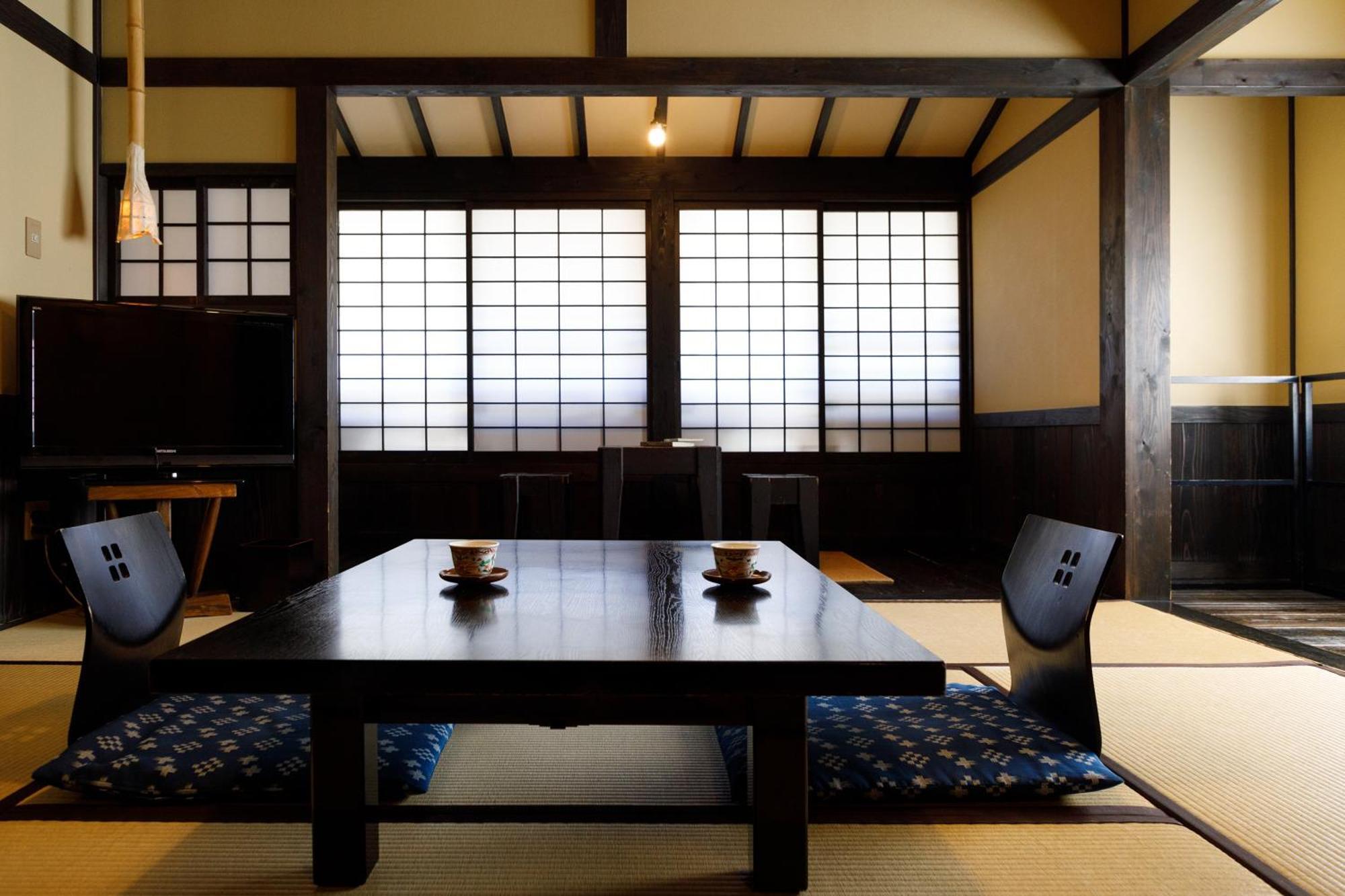 Kurokawa Onsen Yama No Yado Shinmeikan มินามิโอกุนิ ภายนอก รูปภาพ
