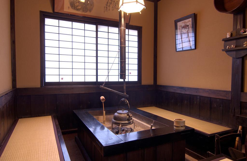 Kurokawa Onsen Yama No Yado Shinmeikan มินามิโอกุนิ ภายนอก รูปภาพ